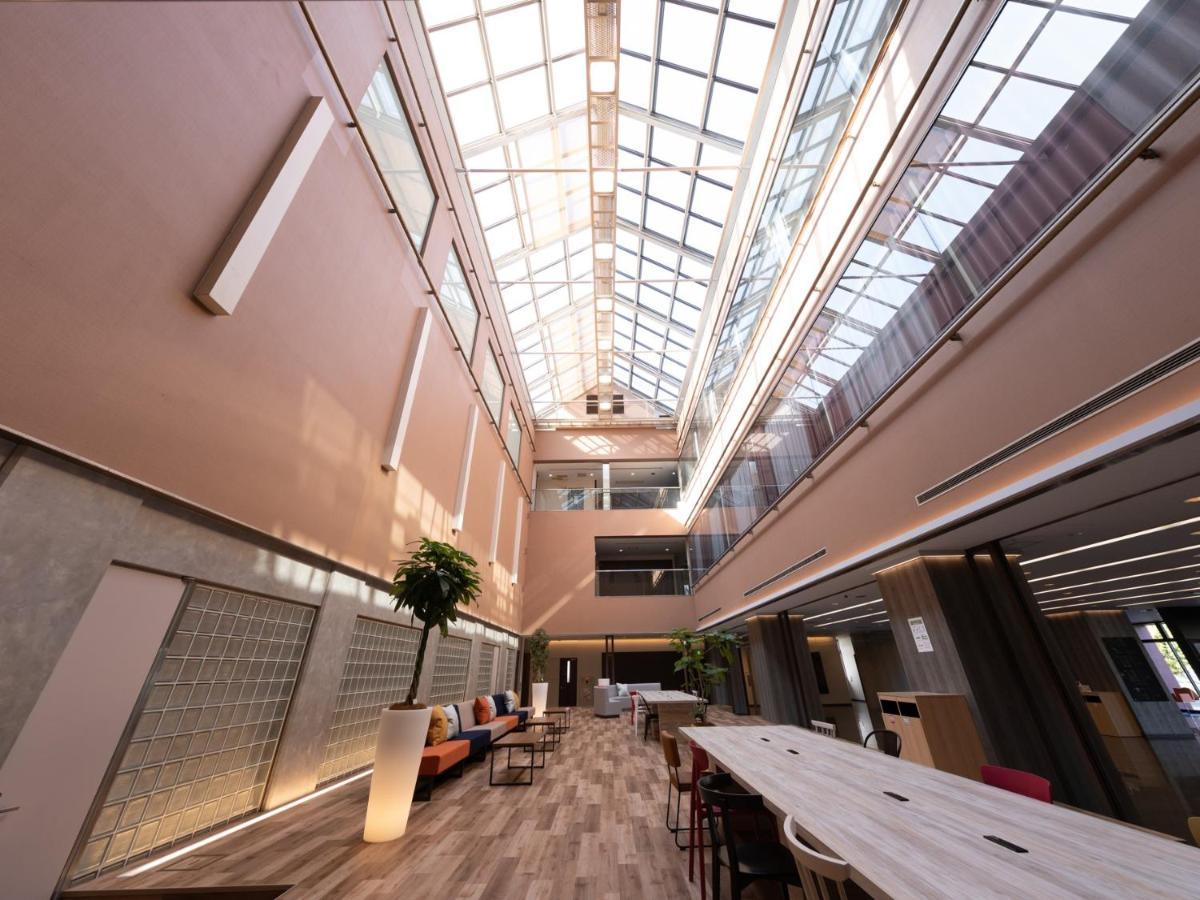 Tosei Hotel & Seminar Makuhari Narashino Екстер'єр фото